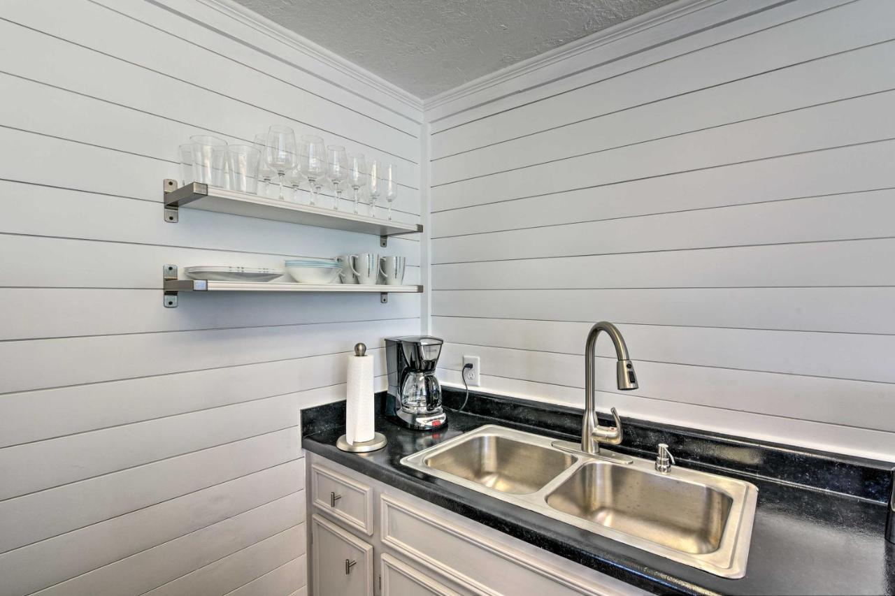 Open-Concept Cottage Less Than 1 Mi To Beach! Surfside Beach Buitenkant foto